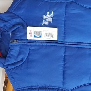 UK zip-up vest large